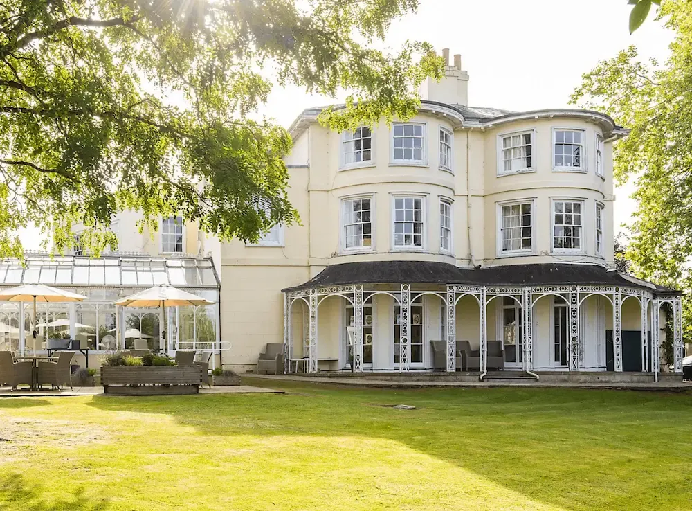 Bridge House of Twyford Care Home garden and exterior