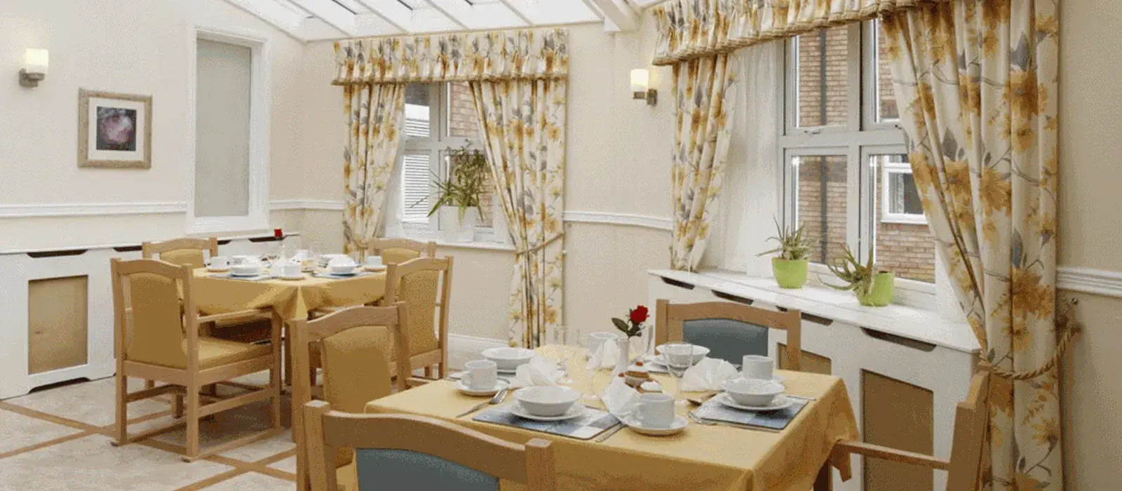 Brockwell Court care home dining room