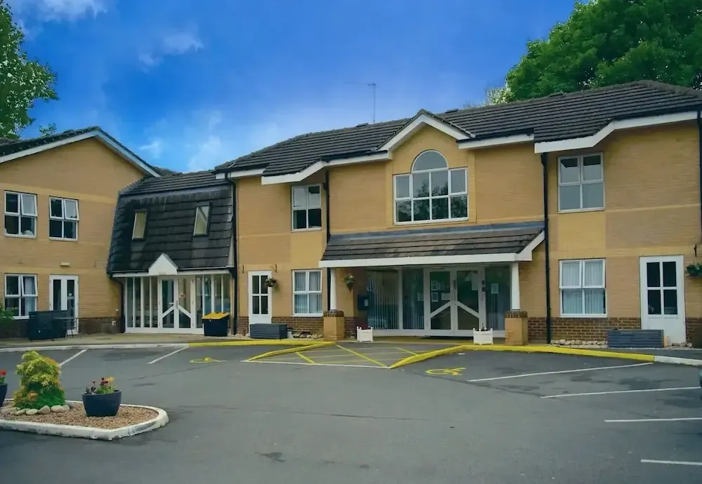 Chestnut Lodge Care Home exterior