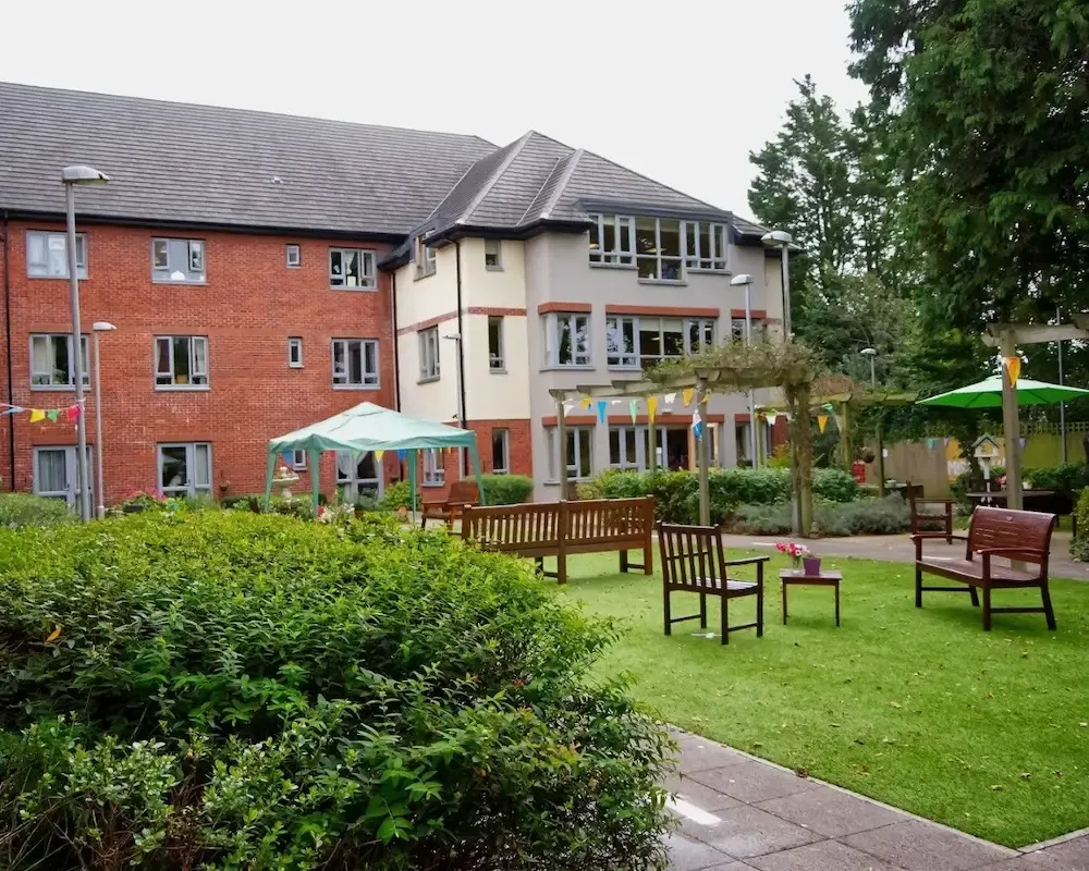 Hallmark Penylan House Care Home garden and exterior