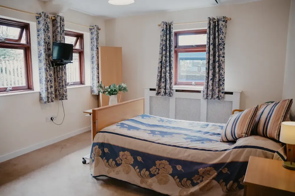 Lansdowne Hill Care Home bedroom